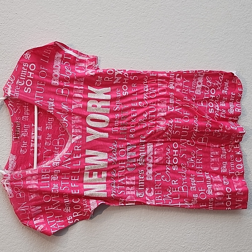 Size small new York woman T